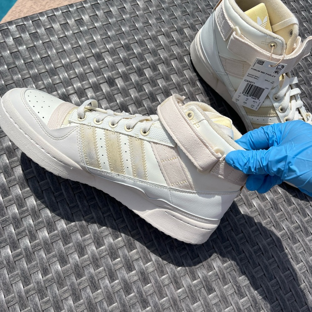 Forum Mid Parley Adidas Sneakers in Cream and Off-White - Picture 4 of 13